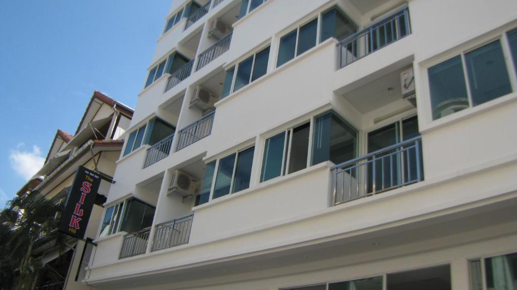The Silk Hill Hotel Patong Szoba fotó