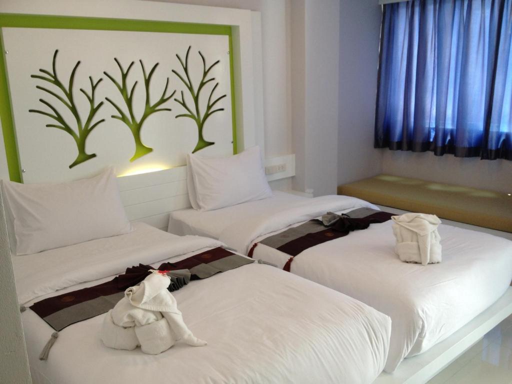 The Silk Hill Hotel Patong Kültér fotó