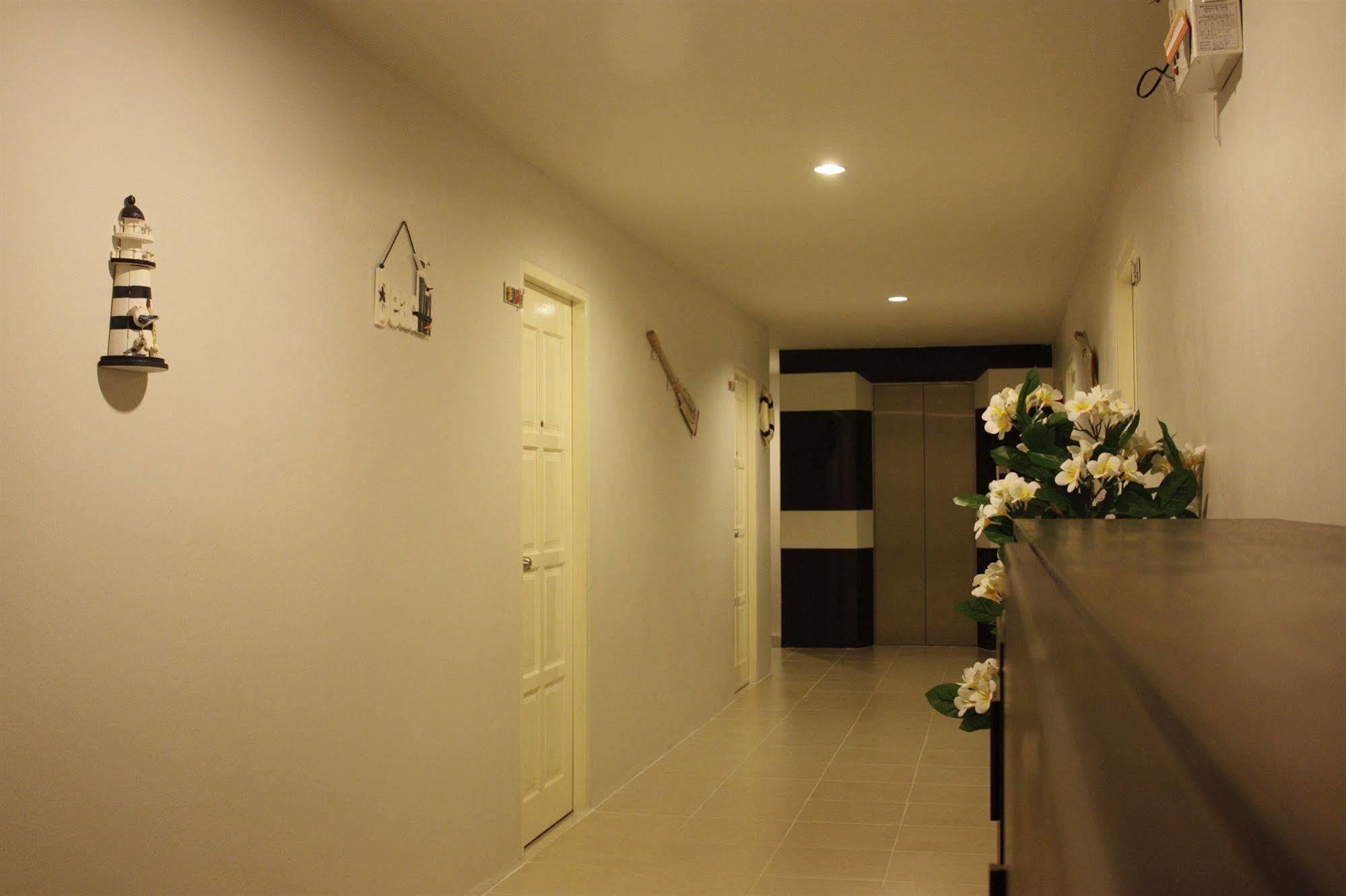 The Silk Hill Hotel Patong Kültér fotó